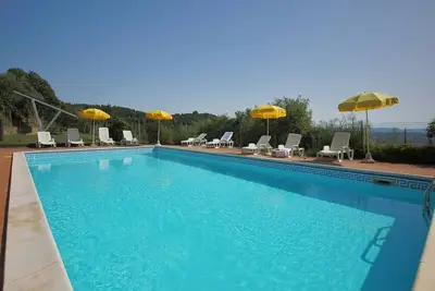 Image de Agritourisme confortable avec piscine privée