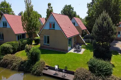 Image de Maison de vacances avec jardin, 19 km. De Hoorn