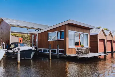 Image de Péniche aux Pays-Bas avec Quai Privé