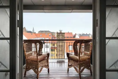 Image de The Apartment Upstairs by Boutique | Canal Ph