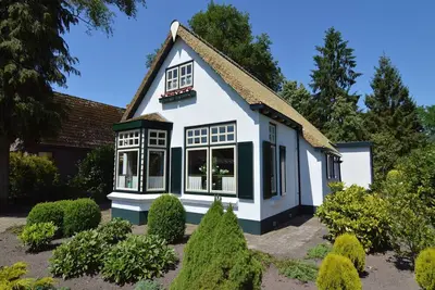 Image de Maison à Nijeberkoop près du Parc