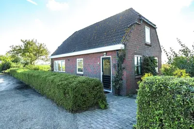 Image de Maison de vacances paisible avec vue imprenable.
