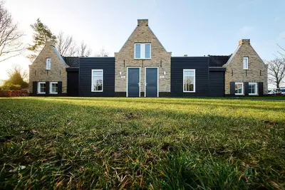 Image de Villa accueillante à Voorthuizen avec jardin