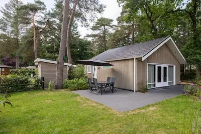 Image de Lodge d'ambiance avec terrasse sur la Veluwe