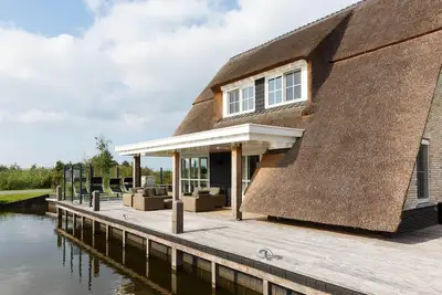 Image de Belle villa avec sauna et vue dégagée