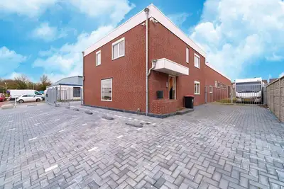 Image de Appartement chaleureux avec terrasse