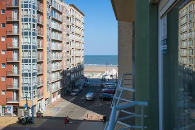 Image de Appartement près de Zeedijk avec vue sur mer