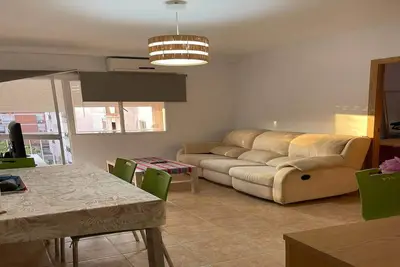 Image de Appartement confortable avec balcon commun