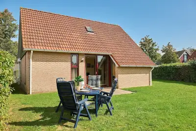 Image de Maison de Vacances Ă Zeeland avec Sauna