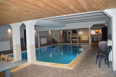 Image de Maison de vacances à Verviers avec piscine