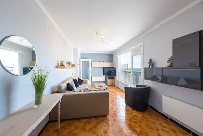 Image de Appartement en Toit avec Vue sur Mer