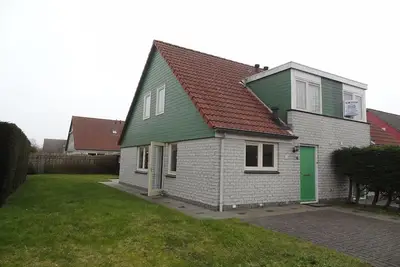 Image de Maison de vacances à Zélande avec jardin