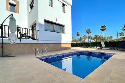 Image de Villa à Motril près de Playa Granada