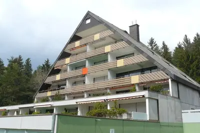 Image de Résidence forestière Retraite moderne