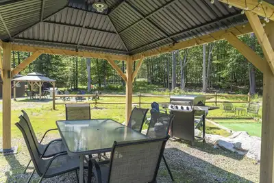 Image de Lake Access + Game Room | 3br Dog-Friendly