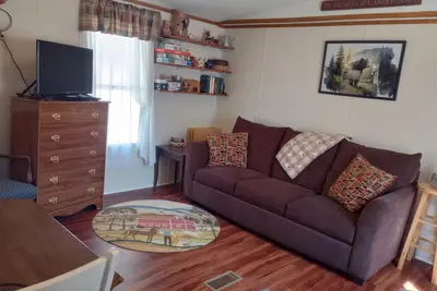 Image de Devine Black Bear Retreat a welcoming, cozy, peaceful farm in Roan Mountain, Tn