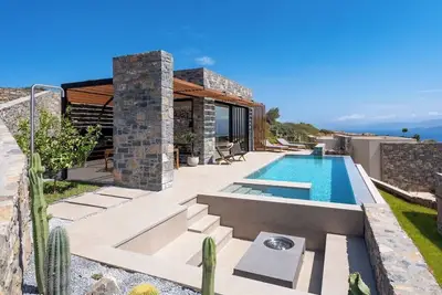 Image de Decaulion - MiraView Villas & Residences