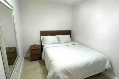 Image de Beautifully furnished 1br Apt~ In unit laundry (6)