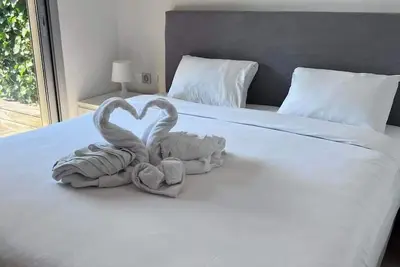 Image de Le Bijou de Valrose - 4 Chambres avec Piscine