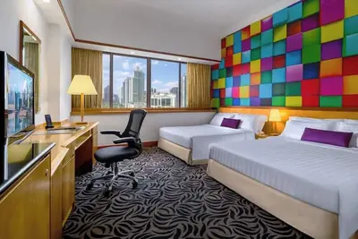 Image de Riverside Hotel Family Room 2 Queen Hotel with Gorgeous Skyline View Singapore