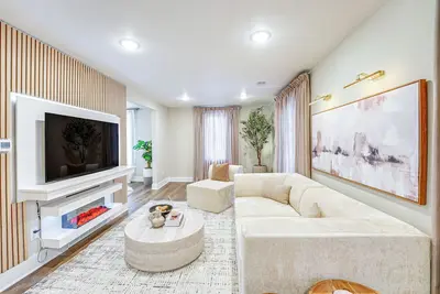 Image de Serene & Updated Escape: 1 Mi to Heritage Landing