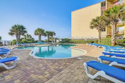 Image de Steps to Myrtle Beach: Condo w/ Resort Amenities