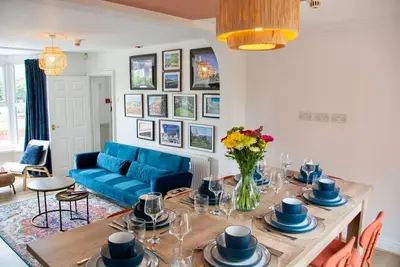Image de Spacious Heritage Home for Families & Groups