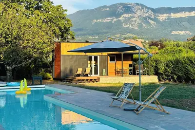 Image de Tiny House 4 pers, Piscine, ville & lac à pied