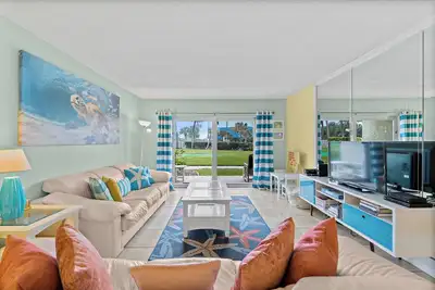 Image de Oceanfront Resort-Style Complex I Ground-Floor 2bd/2ba I Beach Gear Included