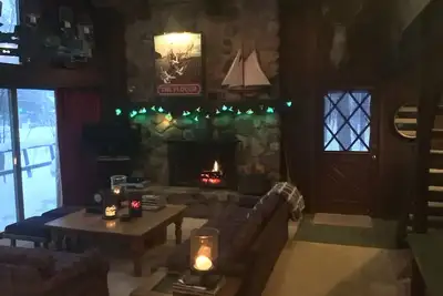 Image de Classic Chalet adjacent to Nubs Nob and Boyne Highlands