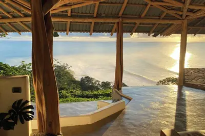 Image de Peaceful 2-Bedroom Villa with Breathtaking Ocean and Jungle Views