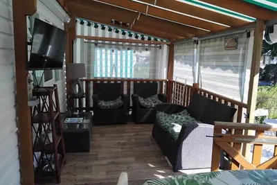 Image de Mobil-home 4 personnes avec salle d'eau privée
