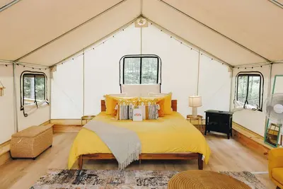 Image de Meadowlark's Nest-Lux Camping Tent in The Gorge