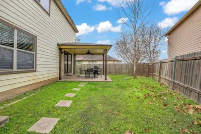 Image de Cozy 3-Bedroom Retreat with Bbq & Games