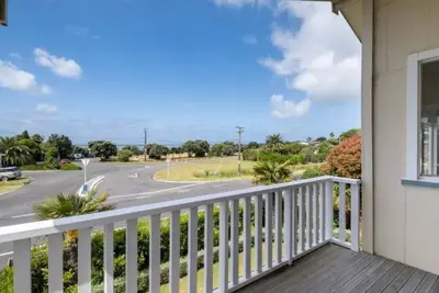 Image de Beach front home stay