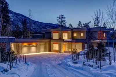 Image de Luxurious 7br Escape w/ Mountain Views & Privacy