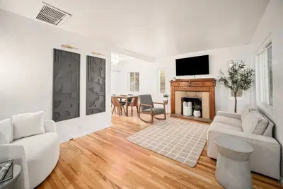 Image de Beautiful mid century 2-bedroom house in central Tucson with Ac and WiFi