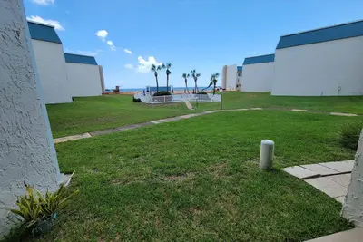Image de Trade Winds 121  \"Family-Friendly Oceanfront Retreat with Boat Access\"