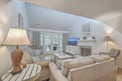 Image de 3 bed 3 bath with loft near everything. Pets welcome.