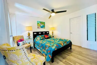 Image de New- Beach Condo an easy 75 steps to the Beach, Pool, Restaurants.