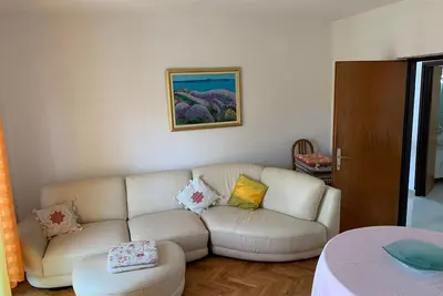 Image de Appartement de trois chambres avec le balcon et la vue sur le mer Rogoznica (A-23796-b)