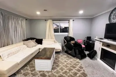 Image de Charming 3-bedroom house with WiFi, Ac in welcoming Dearborn Heights