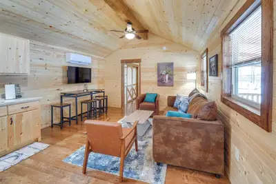 Image de Horse Farm Retreat w/ Pond View Near Louisville