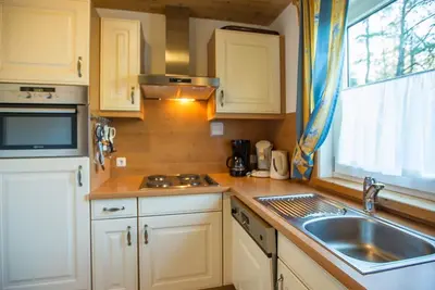 Image de Appartement dans une maison de vacances avec piscine, Wifi, Tv, terrasse, animaux admis, parking