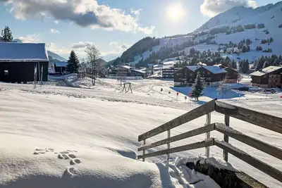 Image de Joli appartement pour 4 personnes avec Wifi, terrasse, vue panoramique et parking