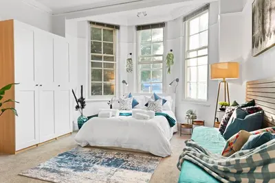 Image de EcoCrest-Parking/WiFi 2 Bedroom Sleeps 5 Guests