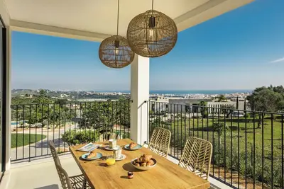Image de Brand new House with amazing Views and heated Pool