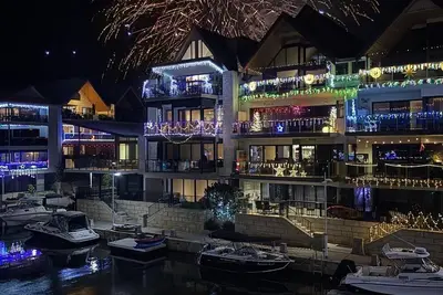 Image de Coastal Canal Retreat