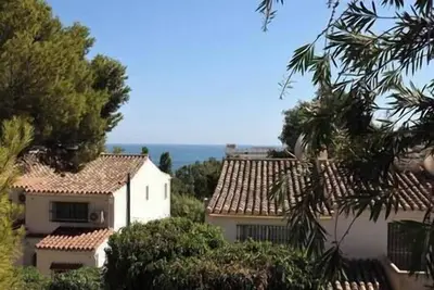 Image de Quaint 2 Bedroom Townhouse with Pool close to Sea!