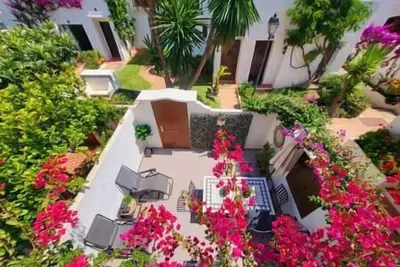 Image de Chic Townhouse by the Sea @ Villacana Playa!